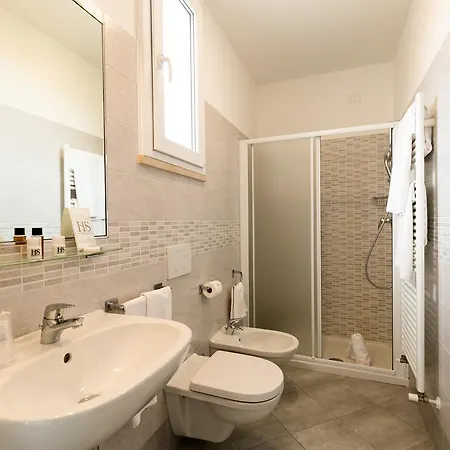 Saviola Hotel 3*
