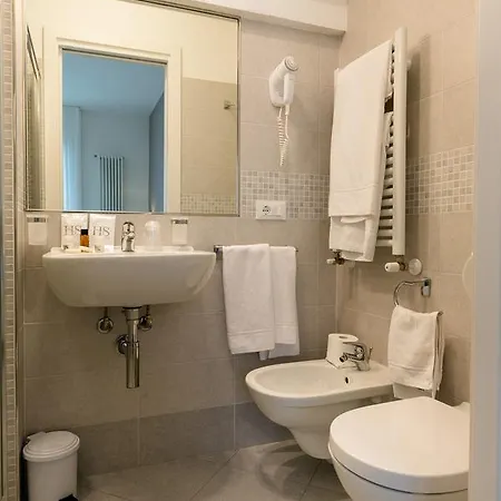 Hotel Saviola 3*