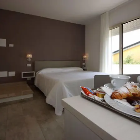 Hotel Saviola