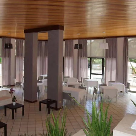 Saviola Hotel