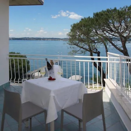 Saviola Hotel