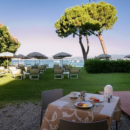 Saviola 3* Sirmione