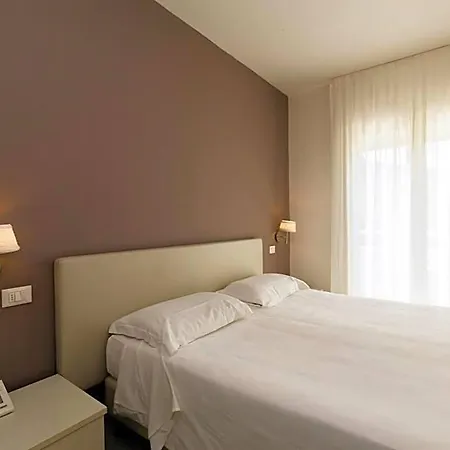 Saviola Hotel