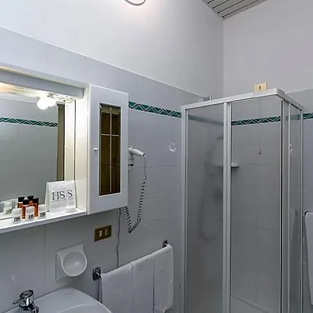 Saviola Hotel 3*